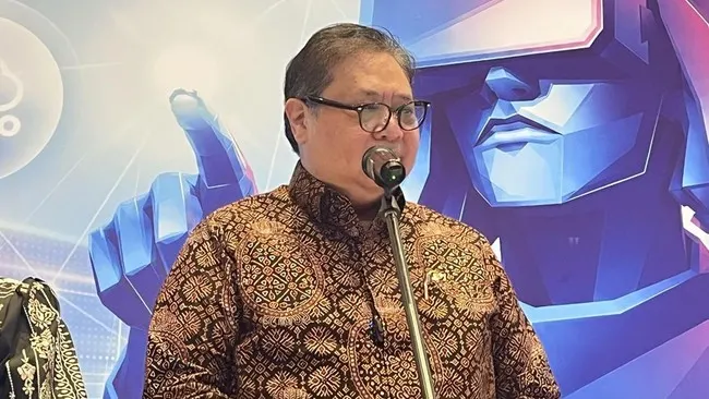 Presiden Prabowo Subianto menugaskan Menko Airlangga untuk memperkuat ekosistem logistik nasional guna menekan biaya logistik dan meningkatkan daya saing RI.