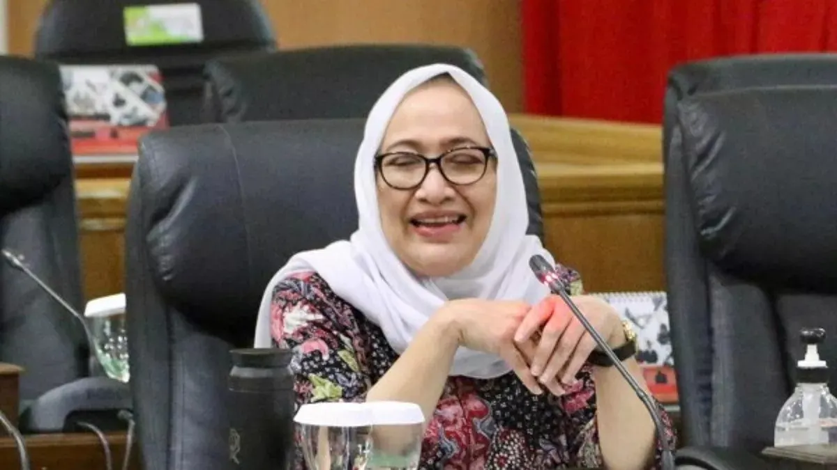 Mantan Bupati Bojonegoro Anna Muawanah