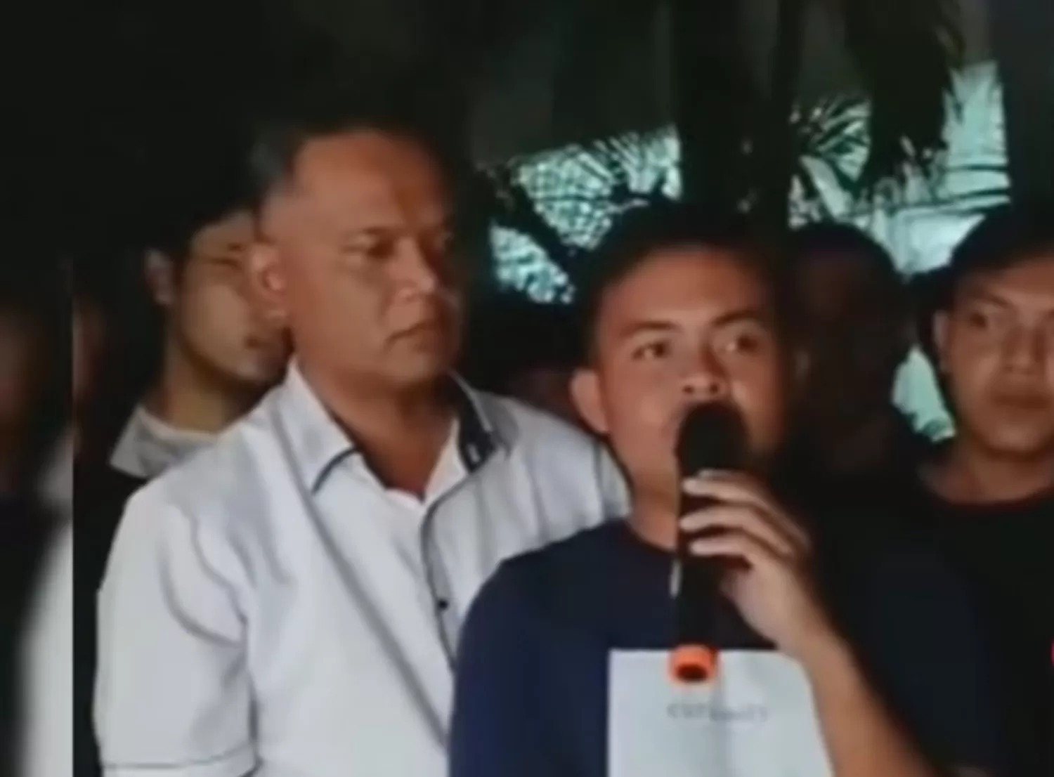 Tangkapan layar video yang memperlihatkan forum klarifikasi mahasiswa UBK terkait polemik dugaan aliran dana.